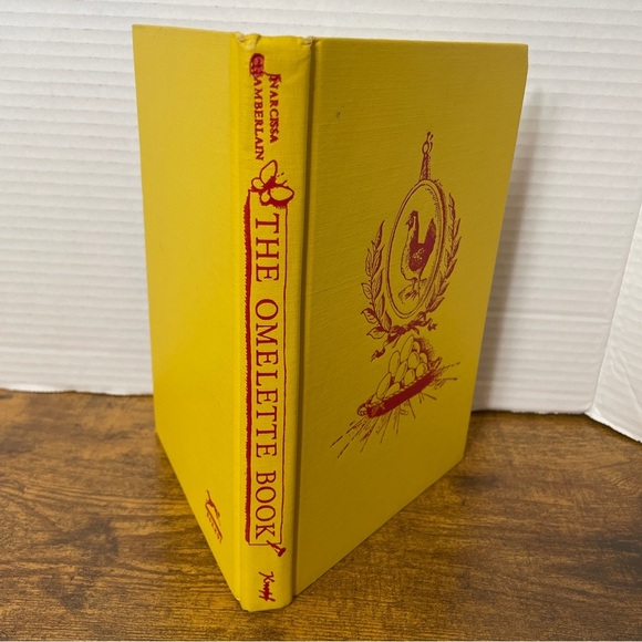Vintage The Omelette Book 1984 Knoff Copyright 1955 Yellow Red Farm House Style - Picture 2 of 15